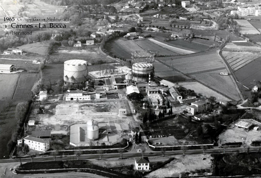 Vue ancienne de Cannes La Bocca à l’époque de l’activité industrielle