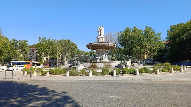 Sortie de l’A.V.F.B. à Aix-en-Provence et au Francky-Folies