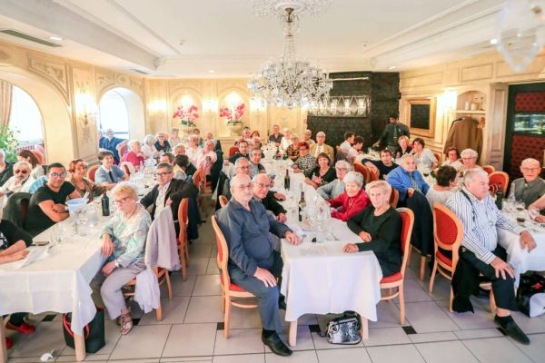 repas-1D387BCFA-0D15-6E52-C70E-268DEFA337E0.jpg