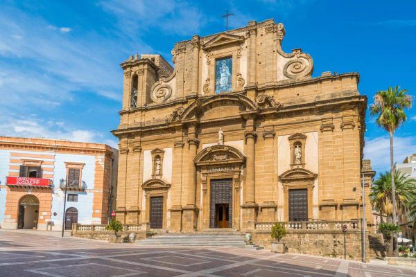 3-cathedrale-chiesa-madre-de-sciacca7B1E234B-718D-4966-5958-14162A51F3AD.jpg