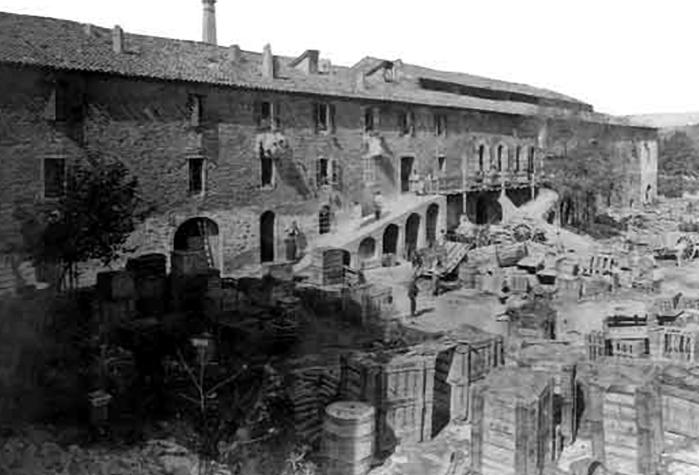 Cour de la verrerie – La Bocca